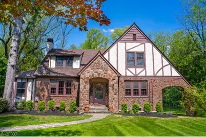 184 Old Short Hills Rd, Millburn, NJ 07078 - Photo 2