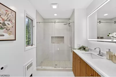 184 Old Short Hills Rd, Millburn, NJ 07078 - Photo 32