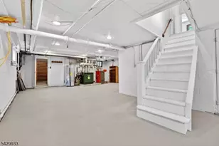 184 Old Short Hills Rd, Millburn, NJ 07078 - Photo 36