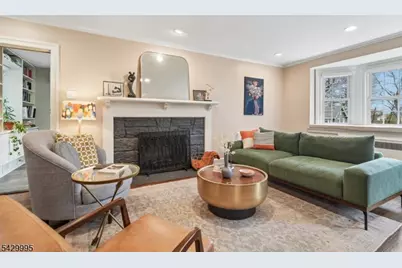 289 Western Dr S., South Orange, NJ 07079 - Photo 4