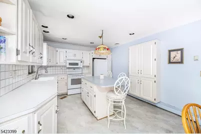 31 Lounsberry Hollow Rd, Vernon, NJ 07461 - Photo 12
