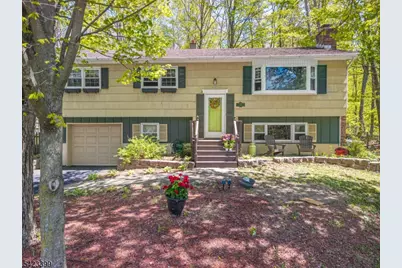 31 Lounsberry Hollow Rd, Vernon, NJ 07461 - Photo 2