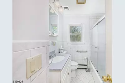 225 Linden Rd, Wayne, NJ 07470 - Photo 10