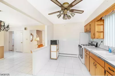 225 Linden Rd, Wayne, NJ 07470 - Photo 22