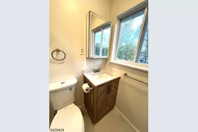 56 Fairway Dr, East Hanover Township, NJ 07936 - Photo 12
