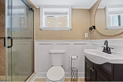 1012 Falls Ter, Union Township, NJ 07083 - Photo 6