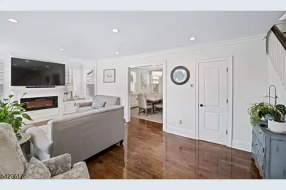 1012 Falls Ter, Union Township, NJ 07083 - Photo 16