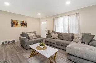 355 Kent St, Phillipsburg, NJ 08865 - Photo 10