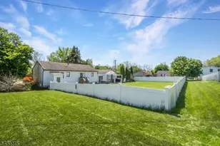 355 Kent St, Phillipsburg, NJ 08865 - Photo 30
