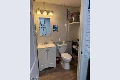 186 E Black Well St, Dover, NJ 07801 - Photo 8