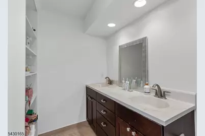 34 Hillsborough Ct, Rockaway Township, NJ 07866 - Photo 36