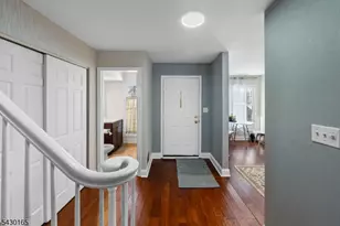 34 Hillsborough Ct, Rockaway Township, NJ 07866 - Photo 6