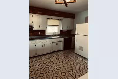 264 Carentan Rd, Hopatcong, NJ 07843 - Photo 12