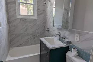 517 Lincoln Pl, Orange, NJ 07050 - Photo 4