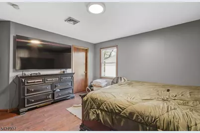 145 Sheridan Ave, Roselle Park, NJ 07204 - Photo 20