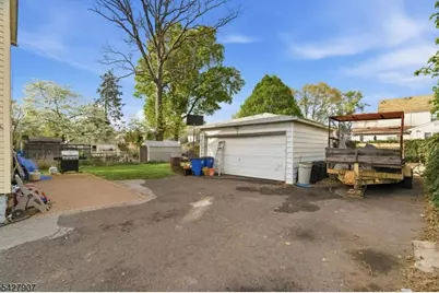145 Sheridan Ave, Roselle Park, NJ 07204 - Photo 24