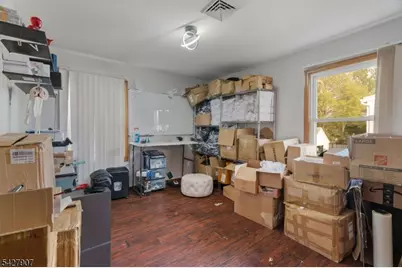 145 Sheridan Ave, Roselle Park, NJ 07204 - Photo 22