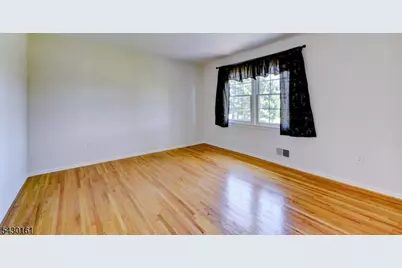 445 Brookview Ct, Branchburg Township, NJ 08876 - Photo 36