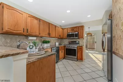 60 Phlox Ct, Readington, NJ 08889 - Photo 4