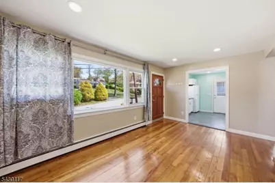 98 Rogers Dr, Roxbury Township, NJ 07850 - Photo 4