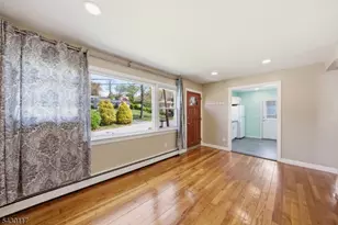 98 Rogers Dr, Roxbury Township, NJ 07850 - Photo 4