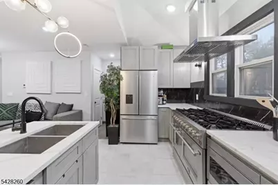 600 Belleville Ave, Belleville, NJ 07109 - Photo 12