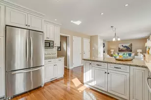 109 Hillside Ave, Bedminster Township, NJ 07921 - Photo 16
