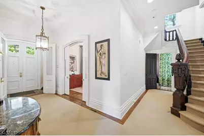 21 Franklin Pl, Morristown, NJ 07960 - Photo 6