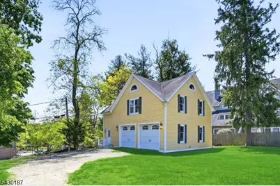 21 Franklin Pl, Morristown, NJ 07960 - Photo 44
