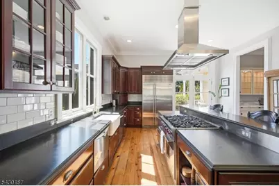 21 Franklin Pl, Morristown, NJ 07960 - Photo 14
