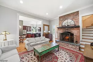 21 Franklin Pl, Morristown, NJ 07960 - Photo 18
