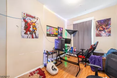 223 Martin Luther King Jr Dr, Jersey City, NJ 07305 - Photo 32