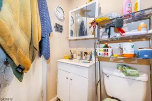 223 Martin Luther King Jr Dr, Jersey City, NJ 07305 - Photo 36