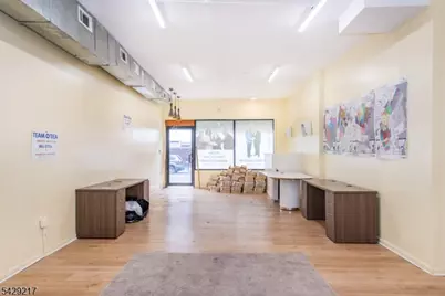 223 Martin Luther King Jr Dr, Jersey City, NJ 07305 - Photo 14