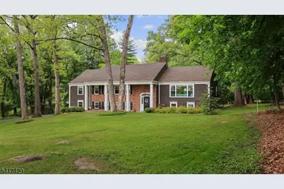 150 Seney Dr, Bernardsville, NJ 07924 - Photo 2