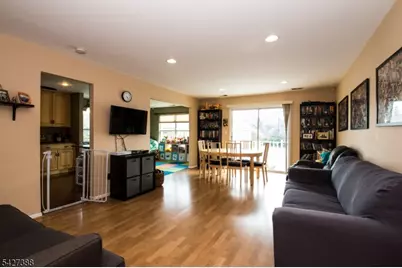 8 Donna Dr, East Hanover Township, NJ 07936 - Photo 1