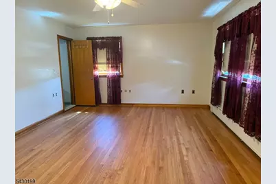 72 Baldwin Pl #2, Bloomfield, NJ 07003 - Photo 8