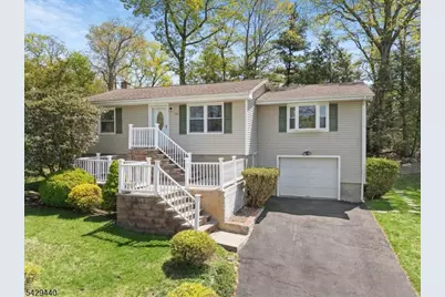 119 Rollins Trl, Hopatcong, NJ 07843 - Photo 2