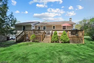 119 Rollins Trl, Hopatcong, NJ 07843 - Photo 18