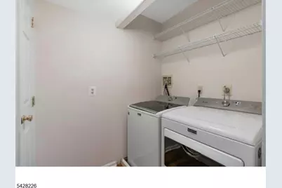 26 Heatherwood Lane, Bedminster Township, NJ 07921 - Photo 20