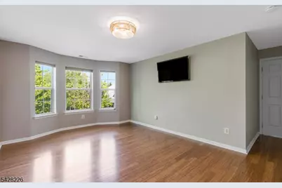26 Heatherwood Lane, Bedminster Township, NJ 07921 - Photo 22