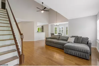 26 Heatherwood Lane, Bedminster Township, NJ 07921 - Photo 6