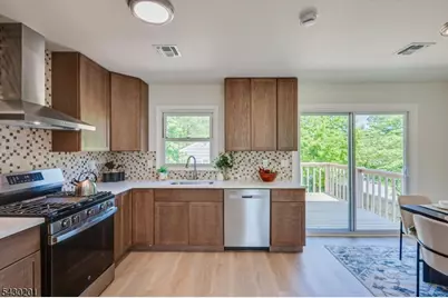 937 S Washington Ave, Piscataway Township, NJ 08854 - Photo 14