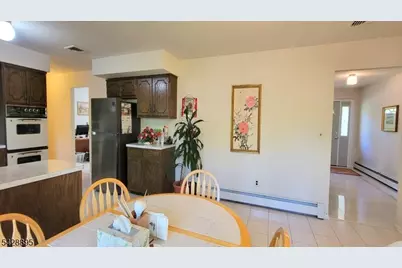 8 De Hart Rd, Parsippany, NJ 07054 - Photo 12