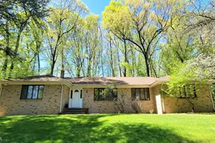 8 De Hart Rd, Parsippany, NJ 07054 - Photo 1