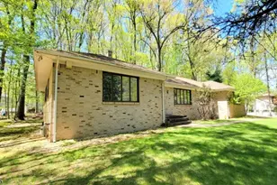 8 De Hart Rd, Parsippany, NJ 07054 - Photo 2