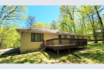 8 De Hart Rd, Parsippany, NJ 07054 - Photo 6
