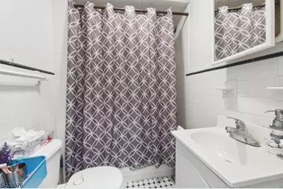 360 Rutherford Blvd, Clifton, NJ 07014 - Photo 18