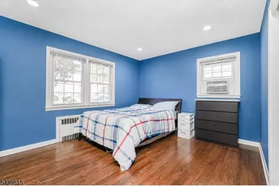 65 Hilltop Ct, Clifton, NJ 07012 - Photo 10