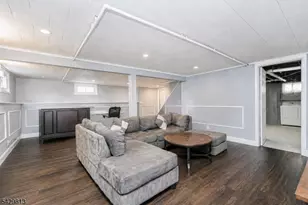 65 Hilltop Ct, Clifton, NJ 07012 - Photo 18